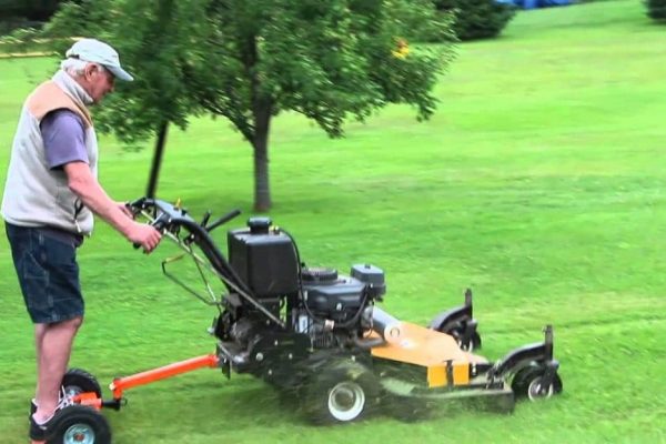 Walk Behind Lawn Mower Versus Zero Turn Lawn Mower